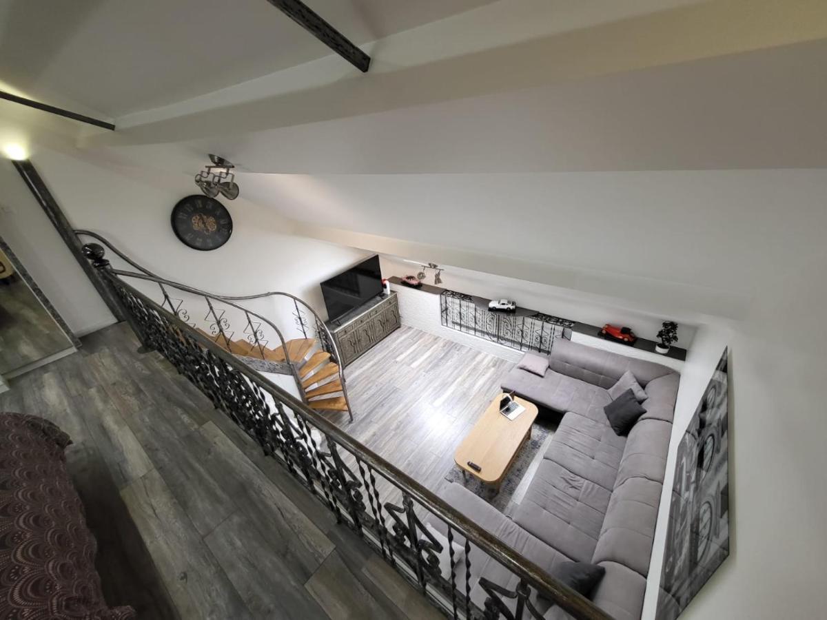 Apartamento Duplex Elegant Situe A 1Min De La Gare Du Nord Bruselas Exterior foto