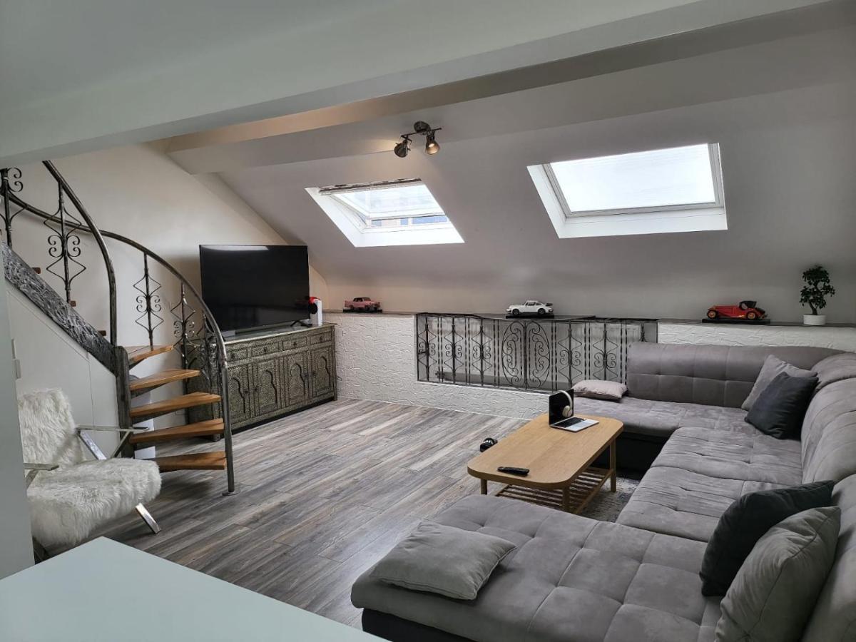 Apartamento Duplex Elegant Situe A 1Min De La Gare Du Nord Bruselas Exterior foto